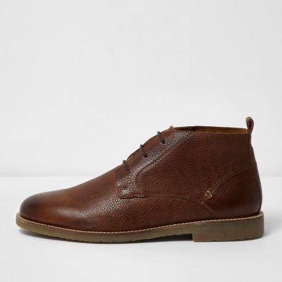 Brown textured leather chukka boots